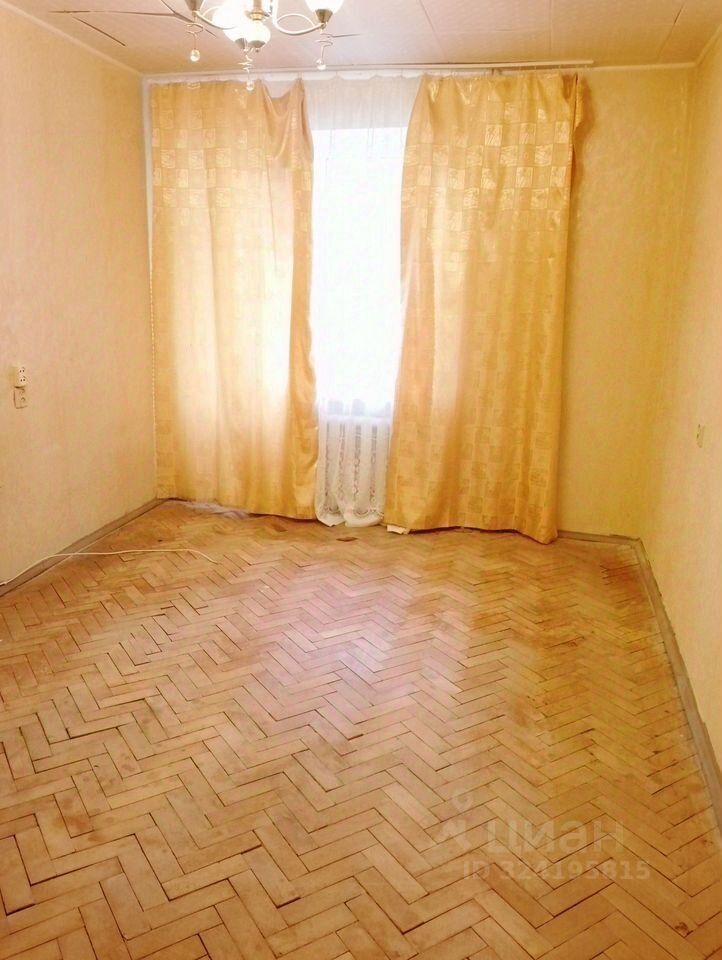 Продажа 2-комн квартиры на вторичном рынке улица Кораблестроителей, 22К1