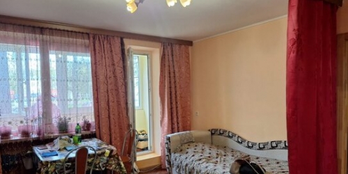 4-комн квартира ул Красных Партизан,  д. 8