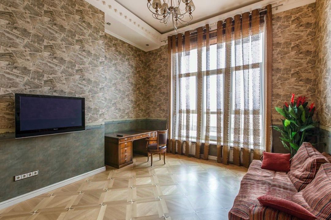 Продажа 3-комн квартиры на вторичном рынке Чапаевский переулок, 3