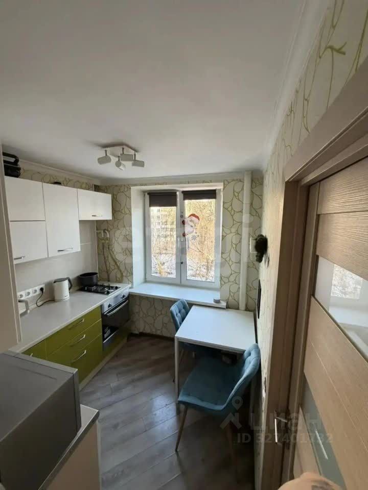 Продажа 2-комн квартиры на вторичном рынке улица Седова, 17К1