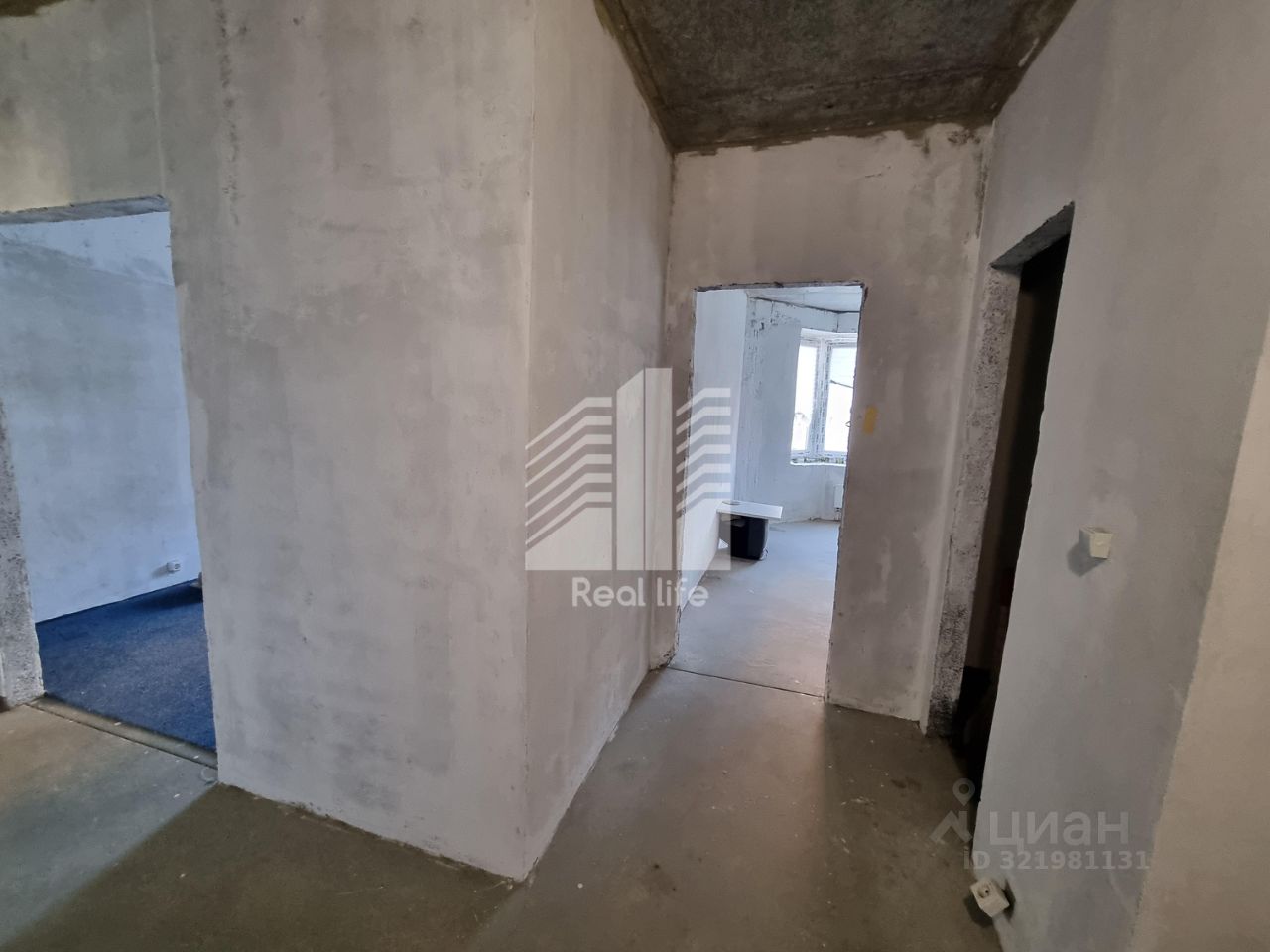 Продажа 3-комн квартиры на вторичном рынке Западный мкр, улица Лунная, 31