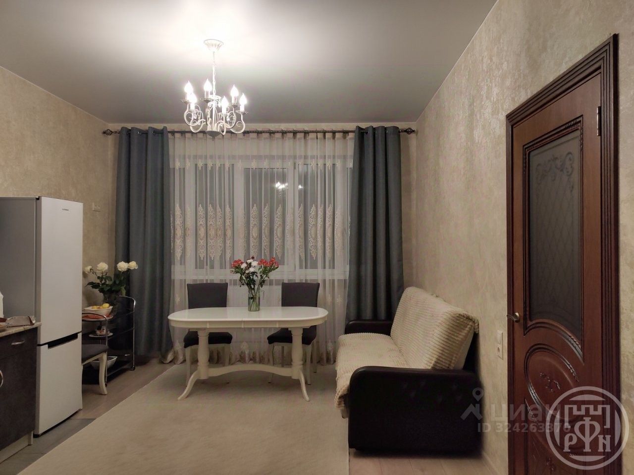 Продажа 2-комн квартиры на вторичном рынке Петергоф, улица Аврова, 41