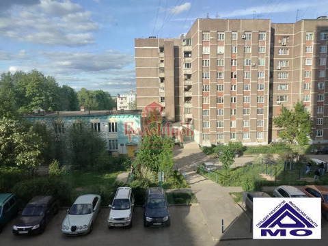 Продажа 3-комн квартиры на вторичном рынке Лобня, ул. Молодежная,  д. 10