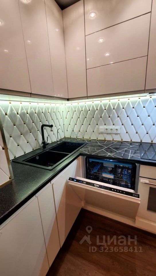 Продажа 2-комн квартиры на вторичном рынке улица Винокурова, 2