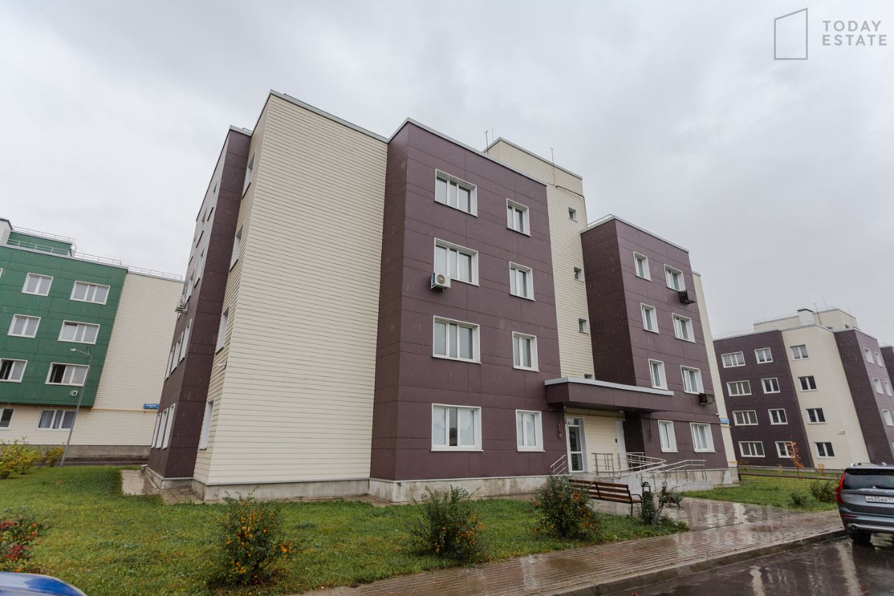 Продажа 4-комн квартиры на вторичном рынке д. Болтино, улица Баздырева, 2