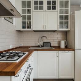 Продажа 2-комн квартиры на вторичном рынке Караванная улица,  д. 6