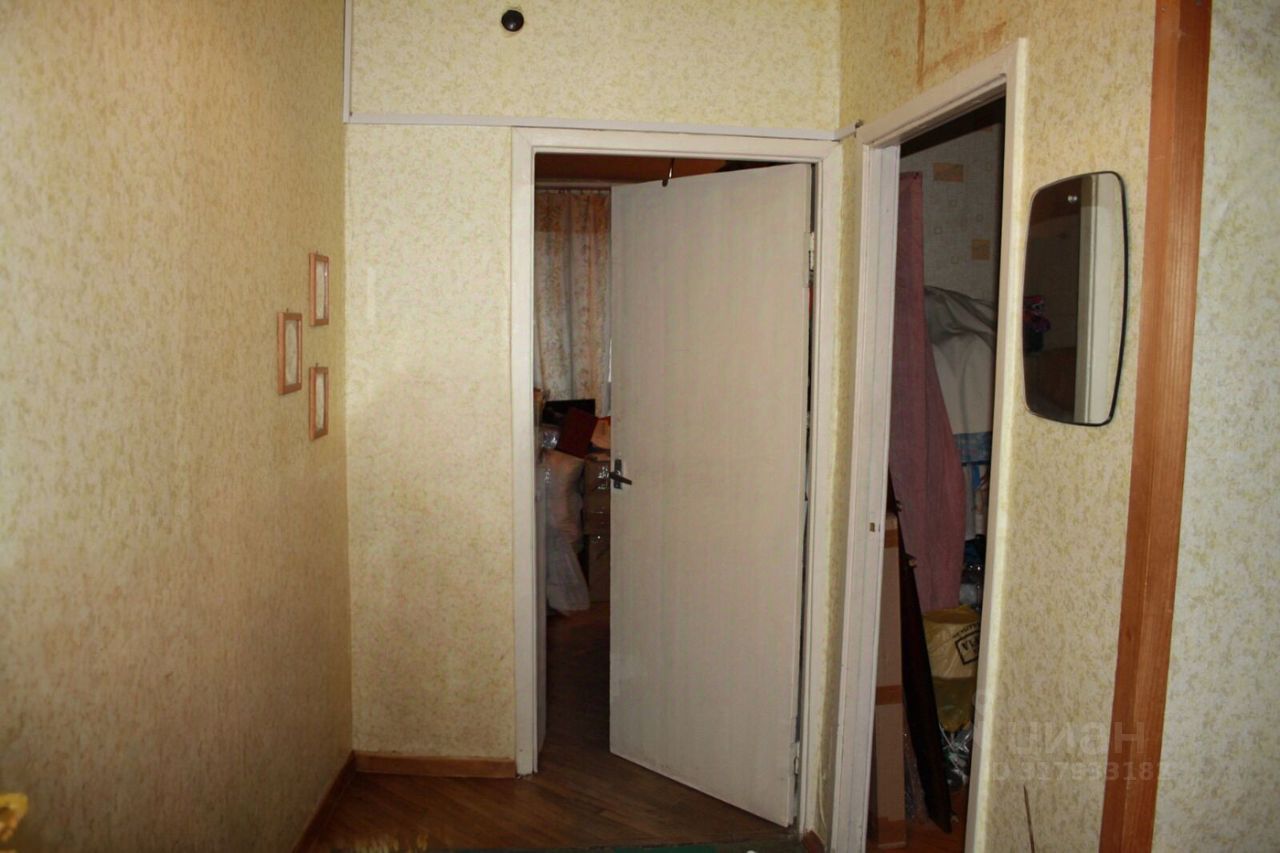 Продажа 2-комн квартиры на вторичном рынке улица Беринга, 4