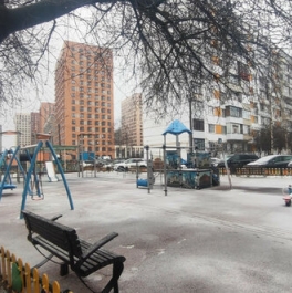 Продажа 2-комн квартиры на вторичном рынке район Щербинка, Рабочая улица,  д. 1