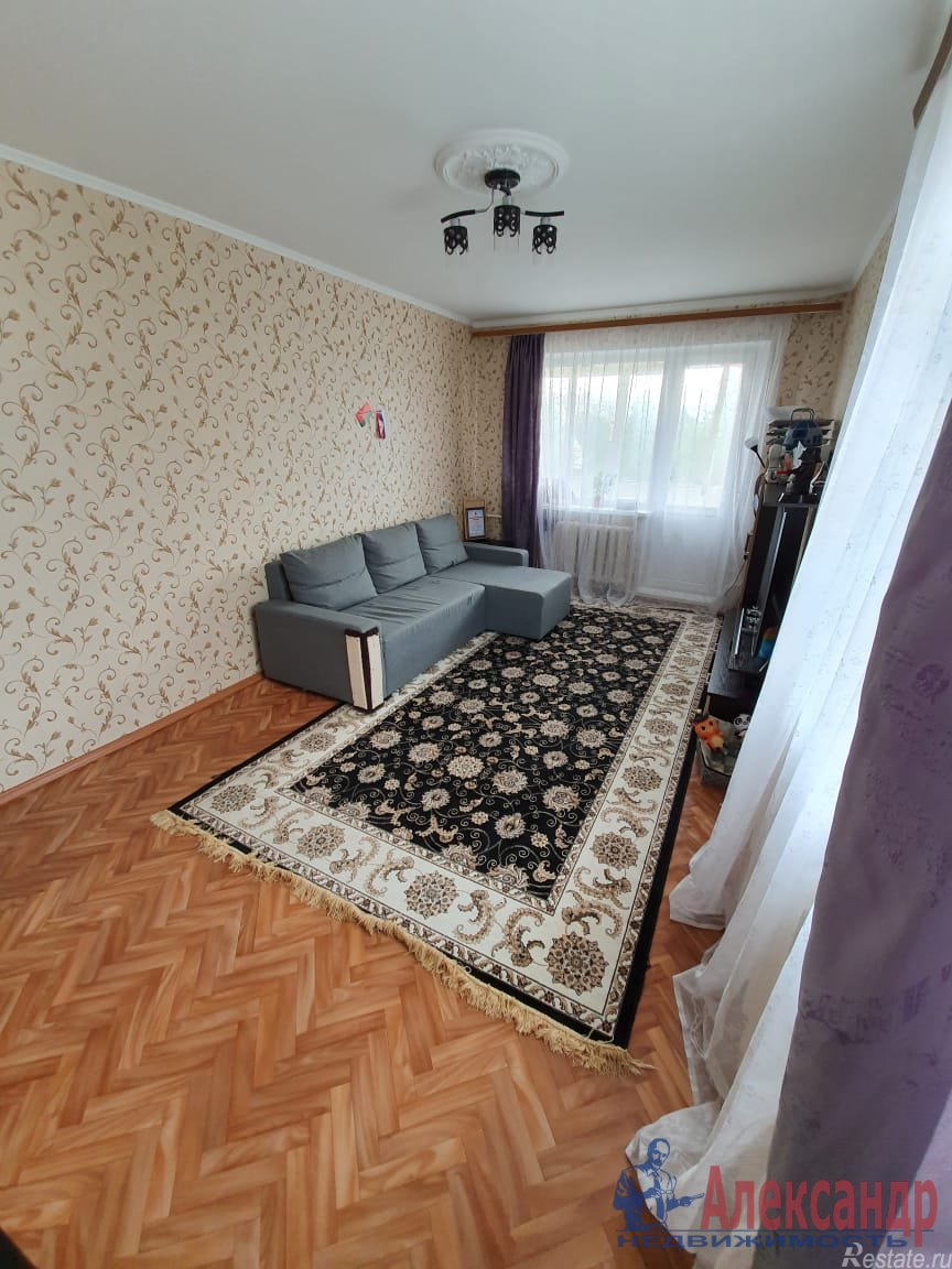 Продажа 2-комн квартиры на вторичном рынке Выборг г., Гранитно-Карьерная ул. ,  д. 3