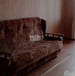 Продажа 3-комн квартиры на вторичном рынке Малое Верево, Школьная улица,  д. 4