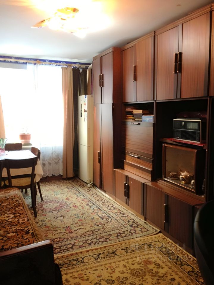 Продажа 2-комн квартиры на вторичном рынке Климовск мкр, улица Заводская,  д. 12