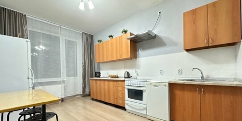 3-комн квартира Народного ополчения пр-кт,  д. 149