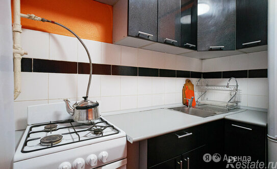 Аренда 2-комн квартиры на вторичном рынке ул Плеханова,  д. 3,  к. 5