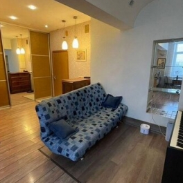 Продажа 1-комн квартиры на вторичном рынке Ломоносовский пр-кт,  д. 18