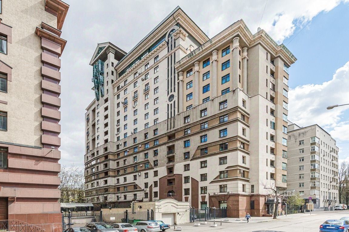 Продажа 4-комн квартиры на вторичном рынке Лесная улица, 6к1