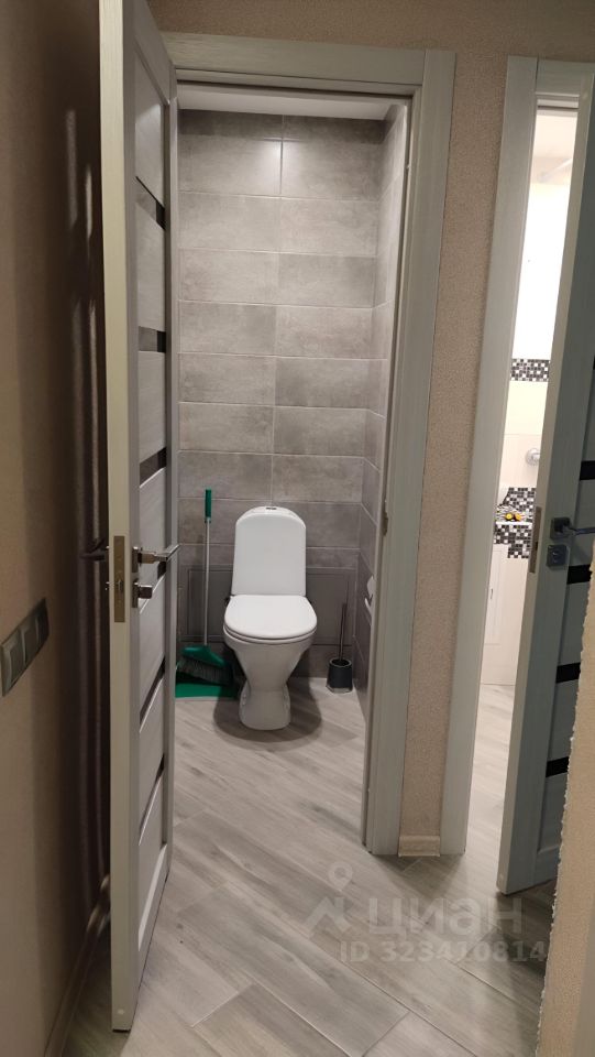 Продажа 3-комн квартиры на вторичном рынке Оренбургская улица, 22