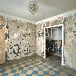 Продажа 2-комн квартиры на вторичном рынке ул Камская,  д. 10