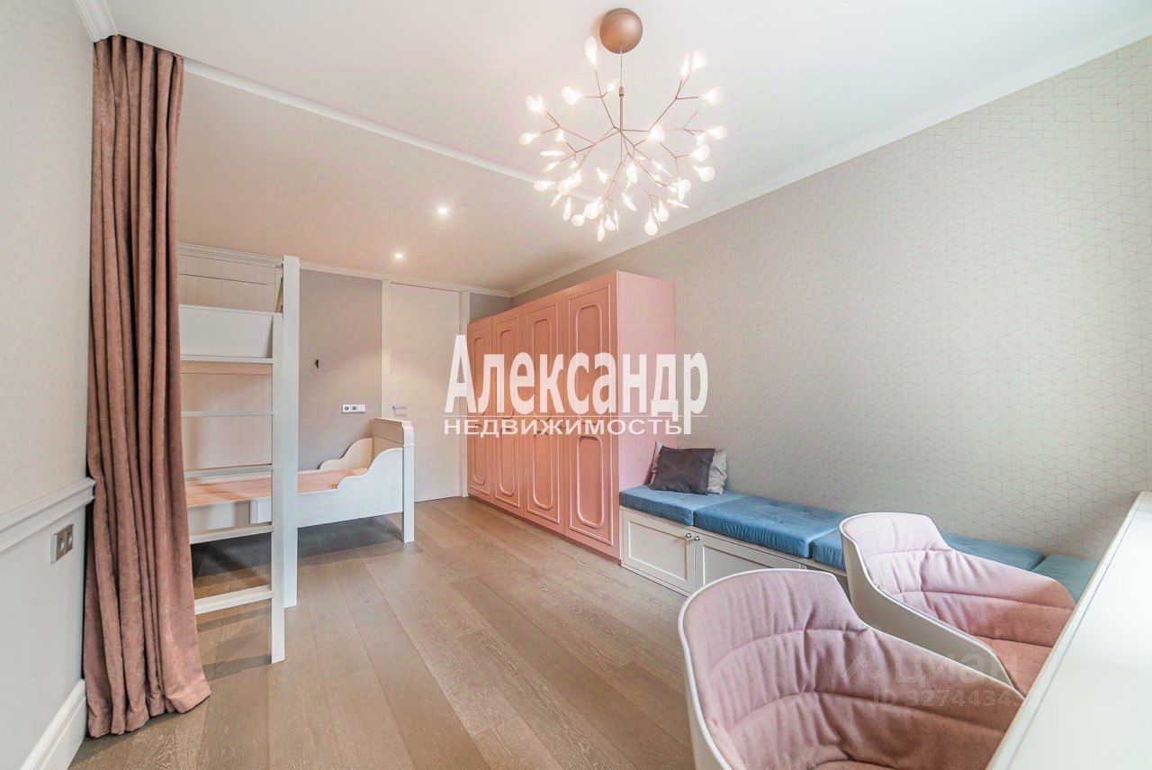 Продажа 4-комн квартиры на вторичном рынке улица Куйбышева, 13