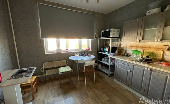 Продажа 3-комн квартиры на вторичном рынке Парковая 9-я ул,  д. 40