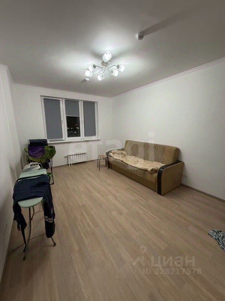Продажа 3-комн квартиры на вторичном рынке 9-я Парковая улица, 68