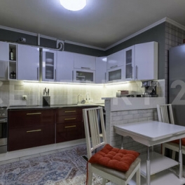 Продажа 3-комн квартиры на вторичном рынке проспект Славы,  д. 8