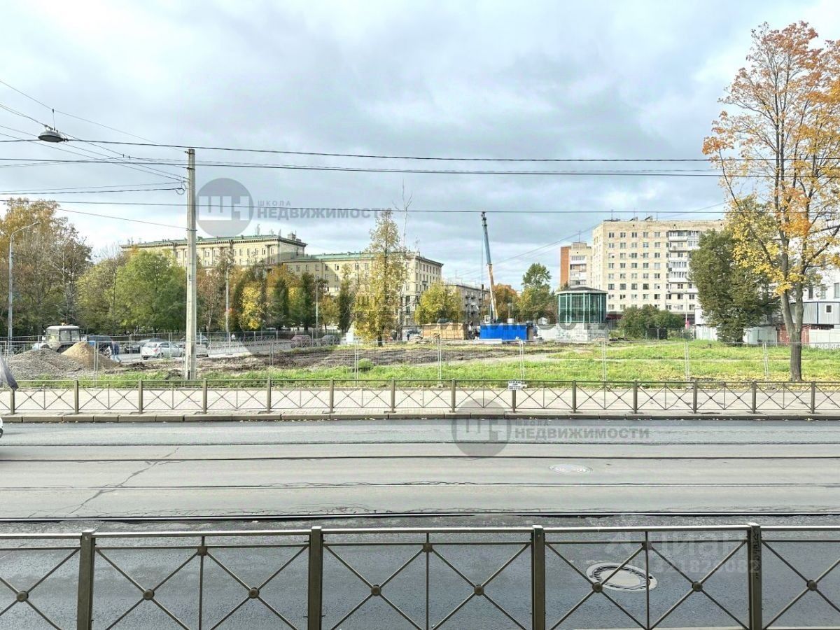 Продажа 1-комн квартиры на вторичном рынке проспект Средний Васильевского острова, 92