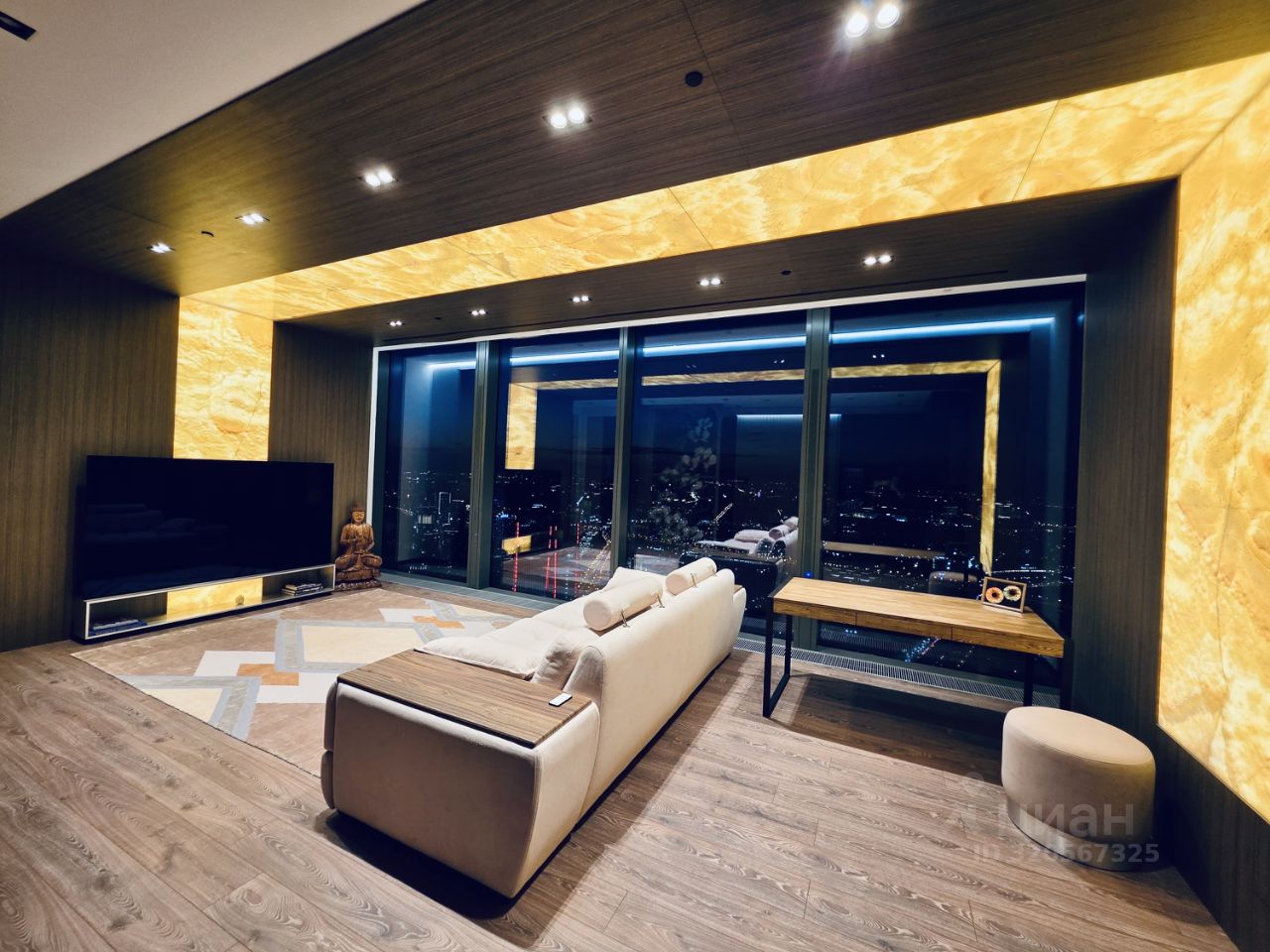 Продажа 2-комн квартиры на вторичном рынке 1-й Красногвардейский проезд, 22с1