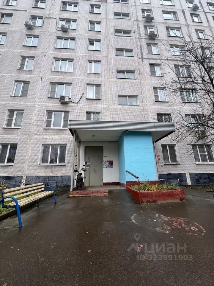 Продажа 2-комн квартиры на вторичном рынке Челябинская улица, 21