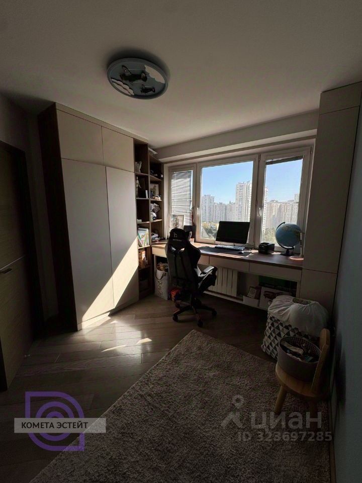 Продажа 3-комн квартиры на вторичном рынке улица Васильцовский Стан, 9