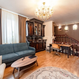 Продажа 3-комн квартиры на вторичном рынке улица Володарского,  д. 42