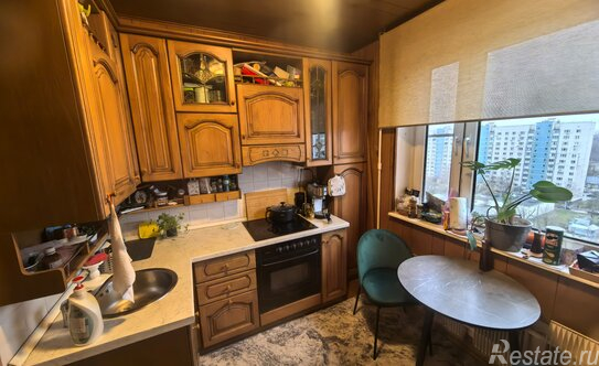 Продажа 3-комн квартиры на вторичном рынке Старонародная улица,  д. 4