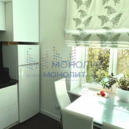 Продажа 2-комн квартиры на вторичном рынке улица Дунаевского,  д. 4