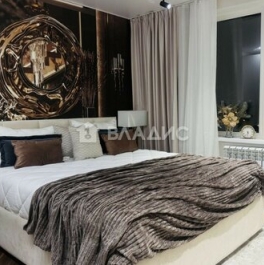 Продажа 2-комн квартиры на вторичном рынке улица Сайкина,  д. 4