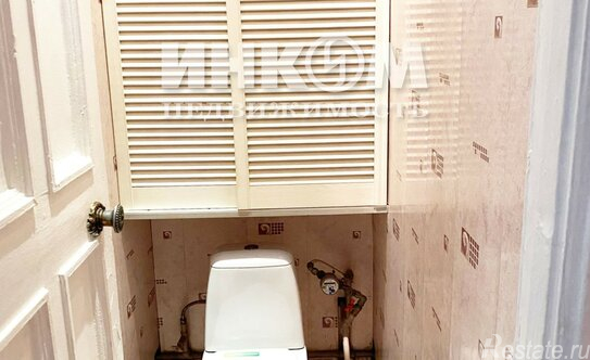 Продажа 2-комн квартиры на вторичном рынке Флотская улица,  д. 80/7