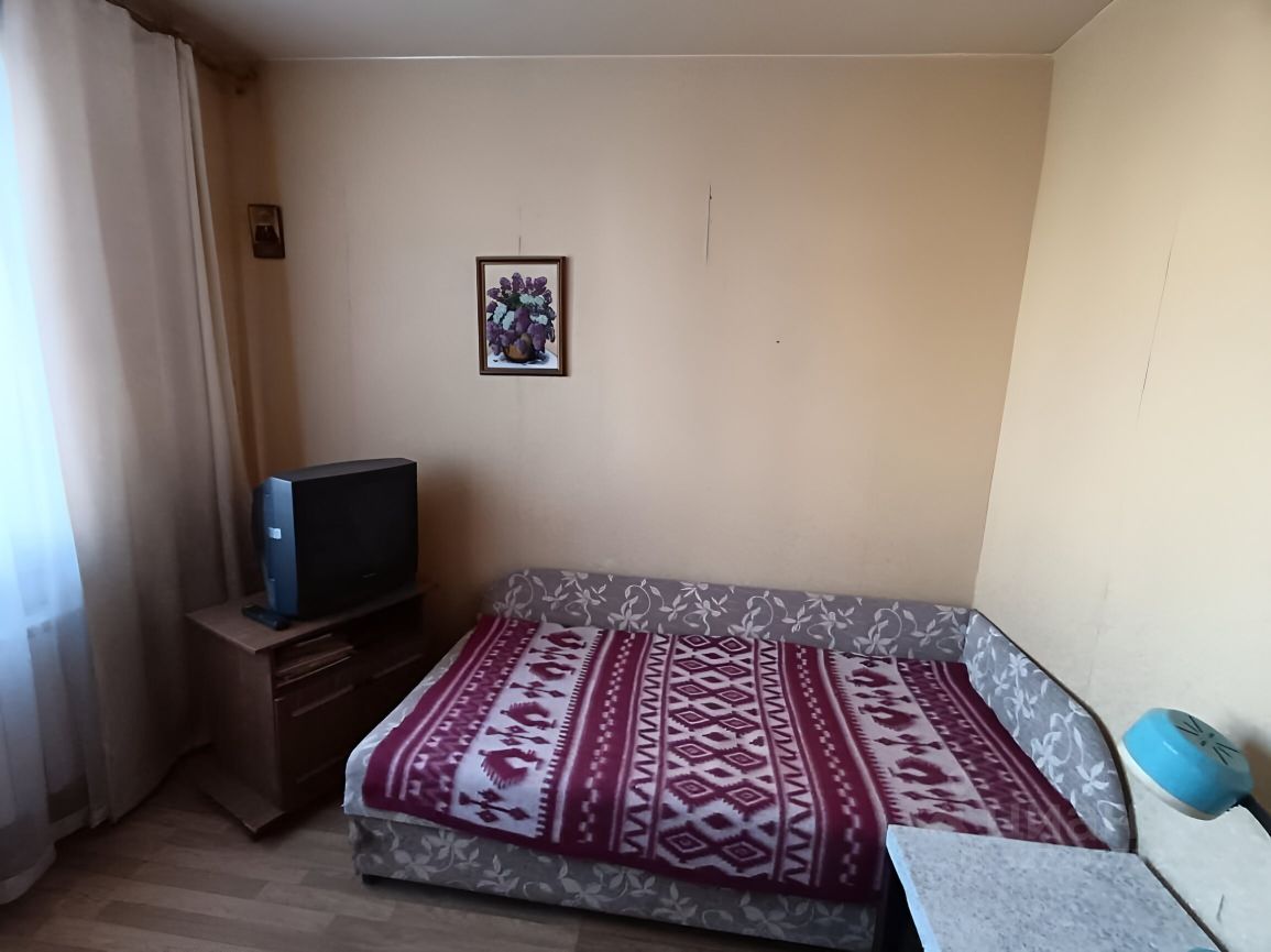 Продажа 2-комн квартиры на вторичном рынке Ленская улица, 3к2Б