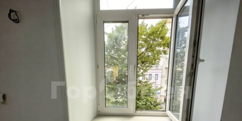 2-комн квартира улица Казакова, 3с4