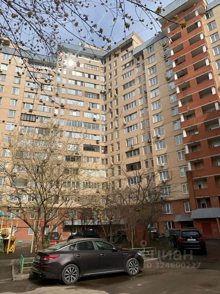 Продажа 2-комн квартиры на вторичном рынке улица Космонавта Волкова, 29К1