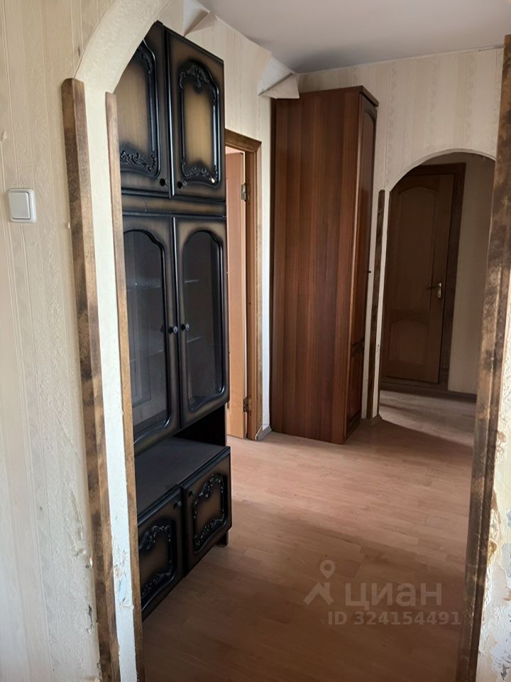 Продажа 3-комн квартиры на вторичном рынке Осташковская улица, 26