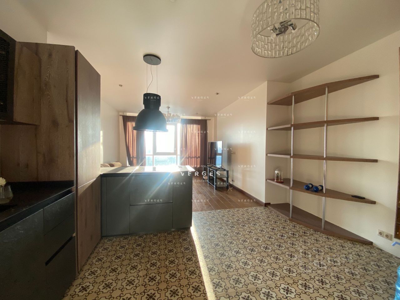 Продажа 2-комн квартиры на вторичном рынке Ленинский проспект, 111к1