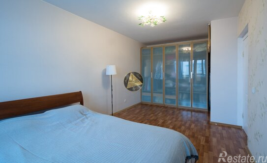 Продажа 1-комн квартиры на вторичном рынке пр-кт Сизова,  д. 21,  к. 2