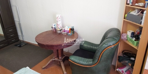 Комната Непокоренных просп.,  д. 8