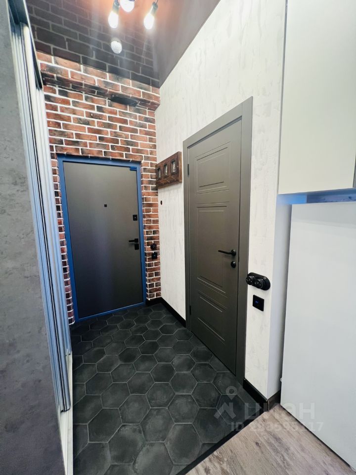 Аренда 1-комн квартиры на вторичном рынке Мосфильмовская улица, 98к2