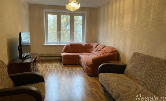 Аренда 3-комн квартиры на вторичном рынке улица Конёнкова,  д. 21