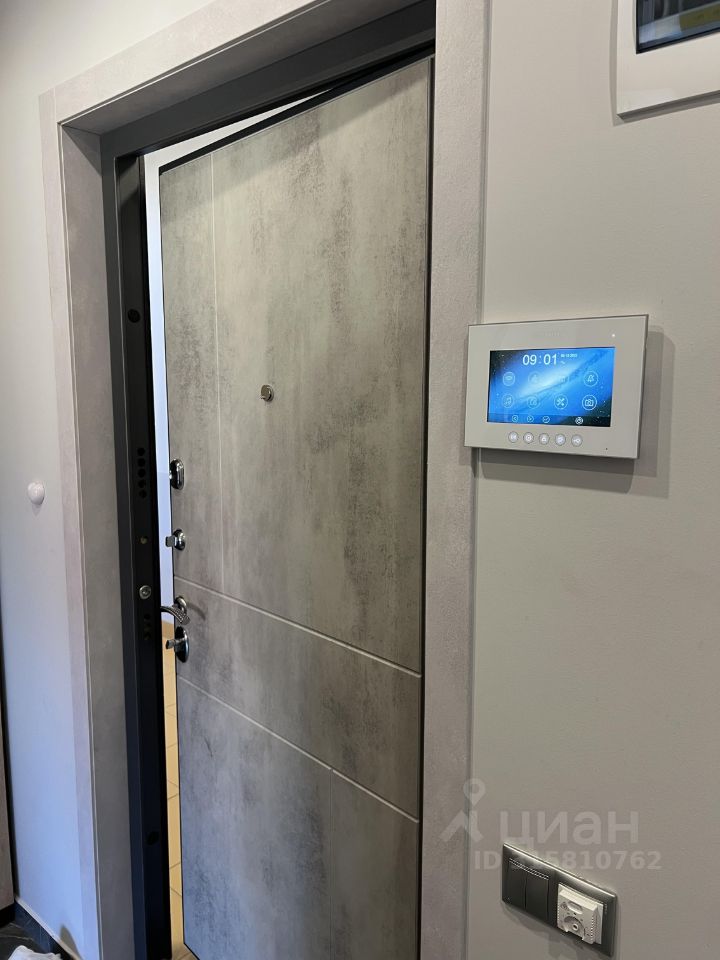 Аренда 3-комн квартиры на вторичном рынке д. Красный Поселок, улица Конюхова, 17