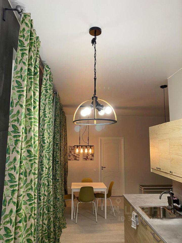 Аренда 2-комн квартиры на вторичном рынке 1-я Советская улица, 12