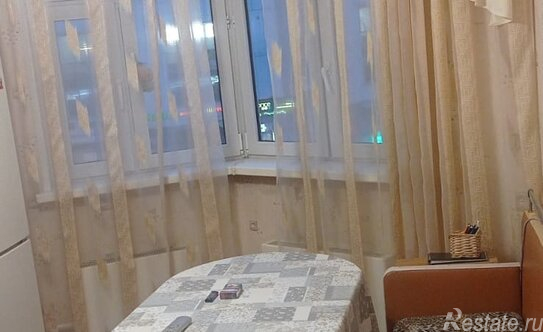 Продажа 2-комн квартиры на вторичном рынке улица Дмитриевского,  д. 7