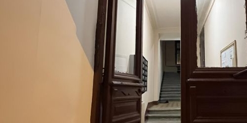 4-комн квартира улица Полозова, 21