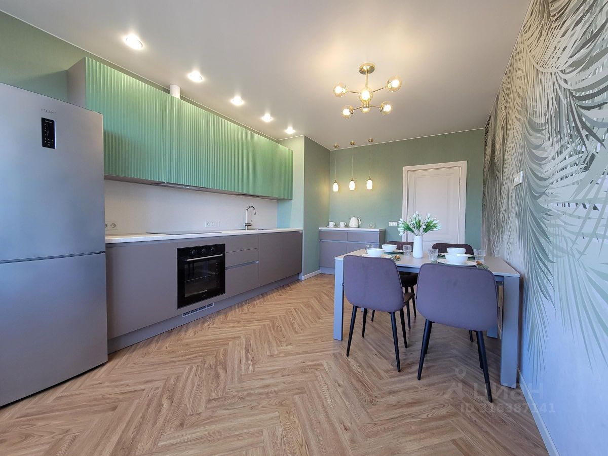 Продажа 2-комн квартиры на вторичном рынке проспект Крузенштерна, 2