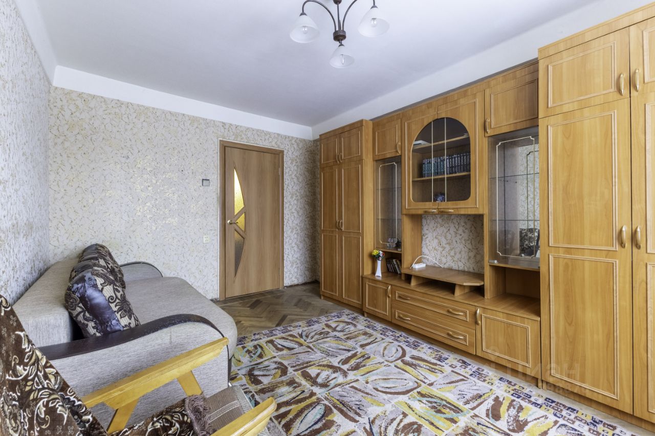 Продажа 1-комн квартиры на вторичном рынке Северный проспект, 87К1