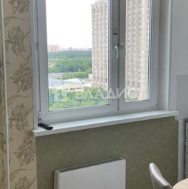 Продажа 1-комн квартиры на вторичном рынке Самаркандский б-р,  д. 12
